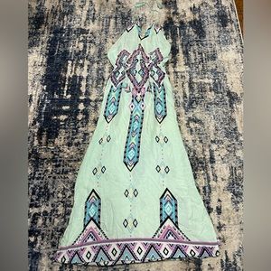 No boundaries large light green patterned maxi dress